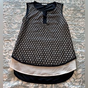 Black and Cream Geometric Top